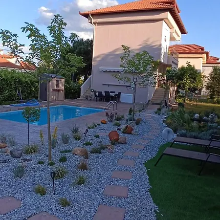 Ihor- Private Pool -pieria Dom wakacyjny *