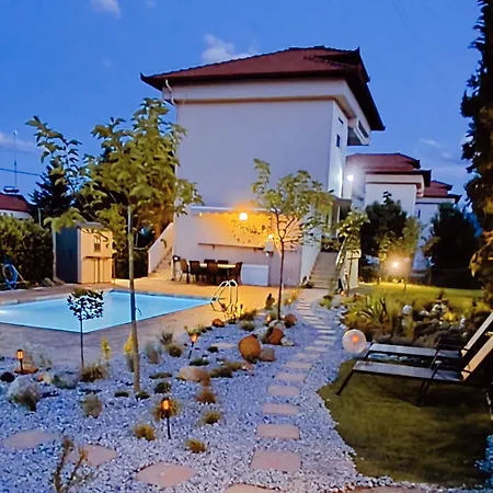 Dom wakacyjny Ihor- Private Pool -pieria